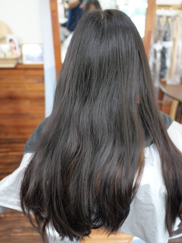 インナーカラーの縮毛矯正　インナーブリーチの縮毛矯正