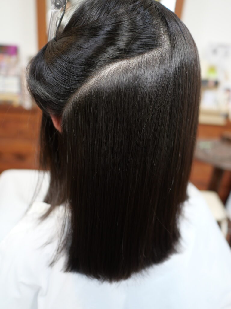 中学生女子縮毛矯正